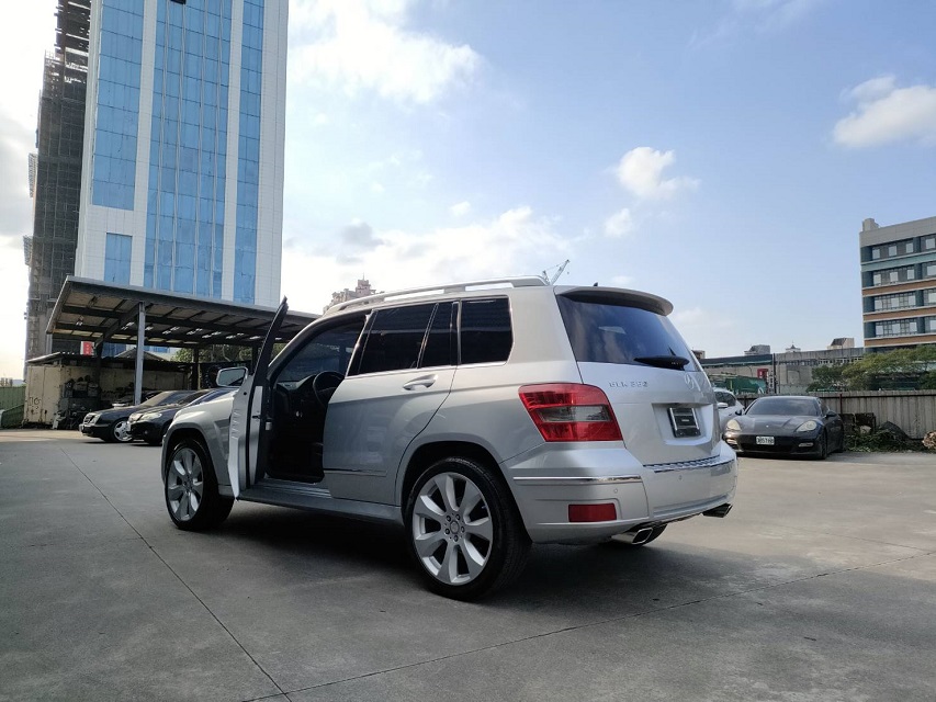 M-Benz GLK350 2011